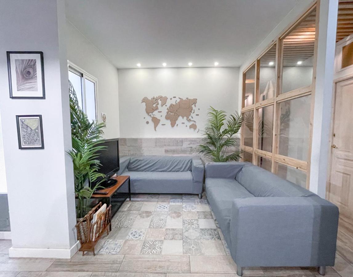 Az The Old Town Hostel - Coliving Zaragoza Bagian luar foto