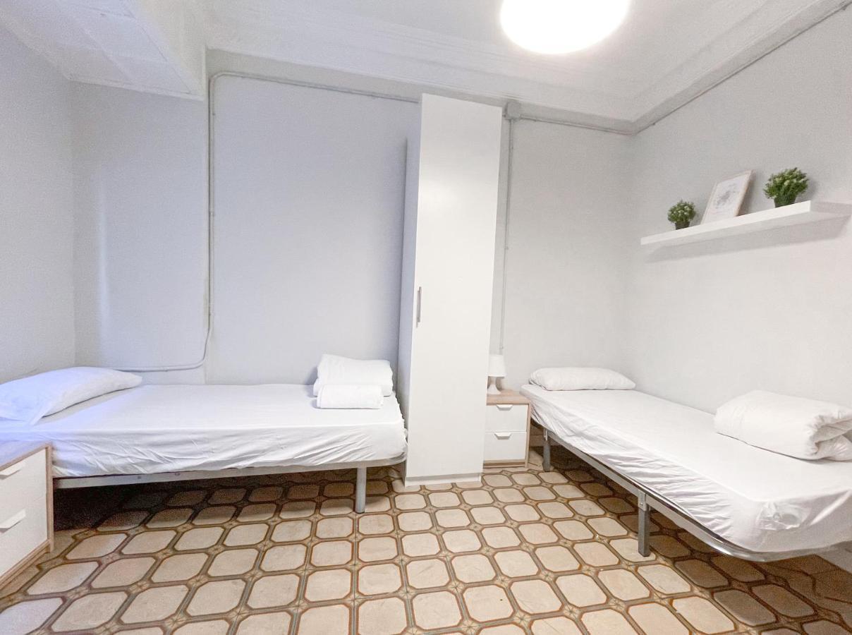 Az The Old Town Hostel - Coliving Zaragoza Bagian luar foto