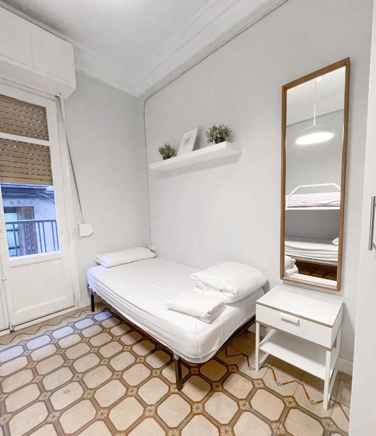 Az The Old Town Hostel - Coliving Zaragoza Bagian luar foto